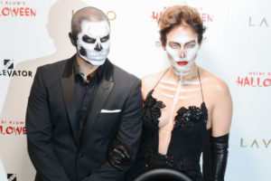 Top 25 Best Celebrity Halloween Costumes Which Are Awesome | HerGamut