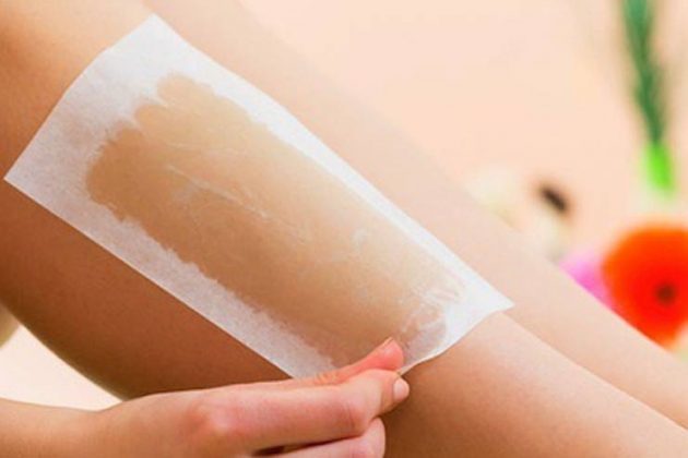 6 Easy Steps To Do Waxing At Home - Remove It Clean! - HerGamut